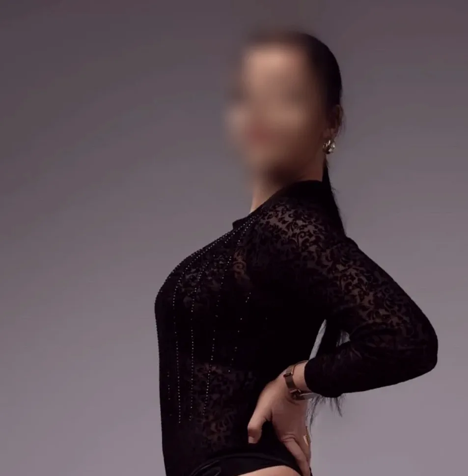 Anastasia, 24
