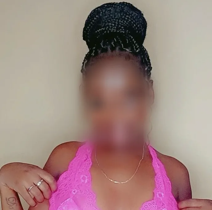 Emmi, 31