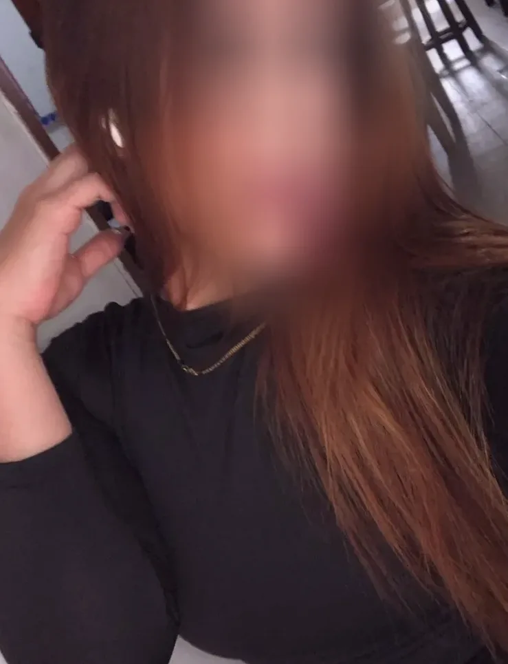 Sara, 20